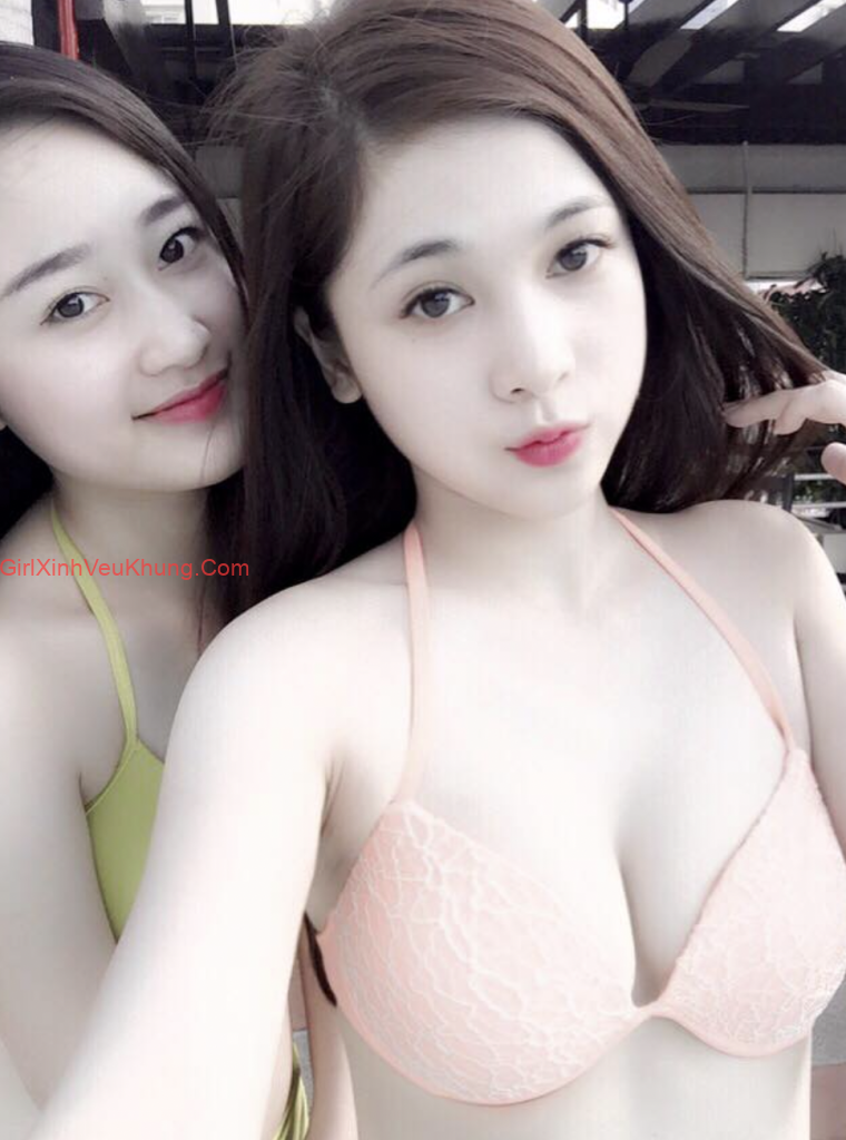 Hot girl vú to mặc bikini gợi cảm khoe hàng