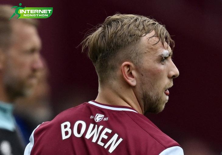 Khởi đầu sự nghiệp bóng đá chuyên nghiệp Jarrod Bowen